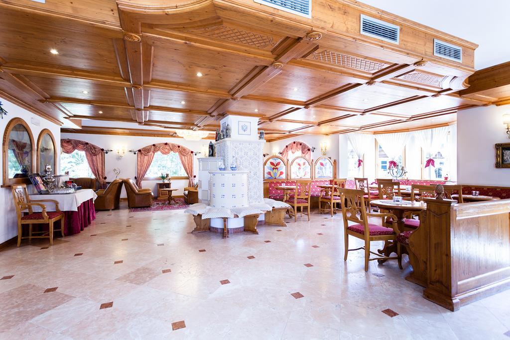 Hotel Vienna San Martino Di Castrozza Buitenkant foto